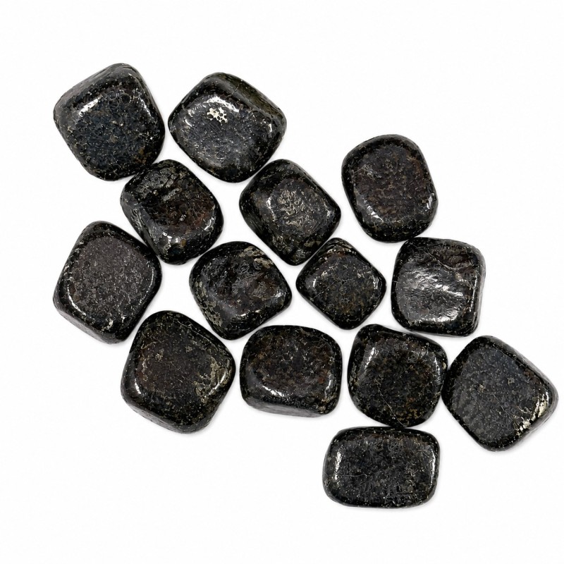 Nuummite